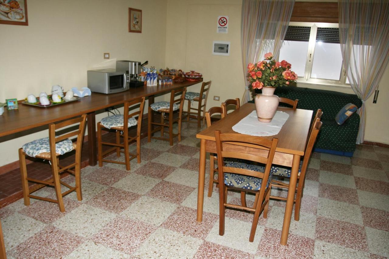 Salento Al Mare Bed & Breakfast Taviano  Luaran gambar